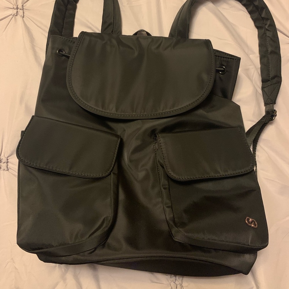Calia by Carrie Underwood purse backpack